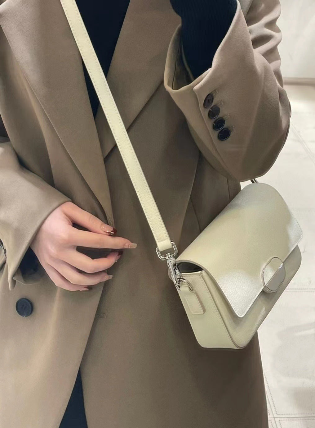 Blossom Cowhide Shoulder Bag - Elegant Leather Bag for Women